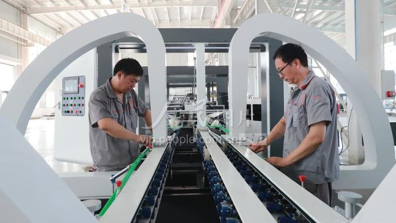 天地盖模切机：揭秘其核心参数与选型关键**