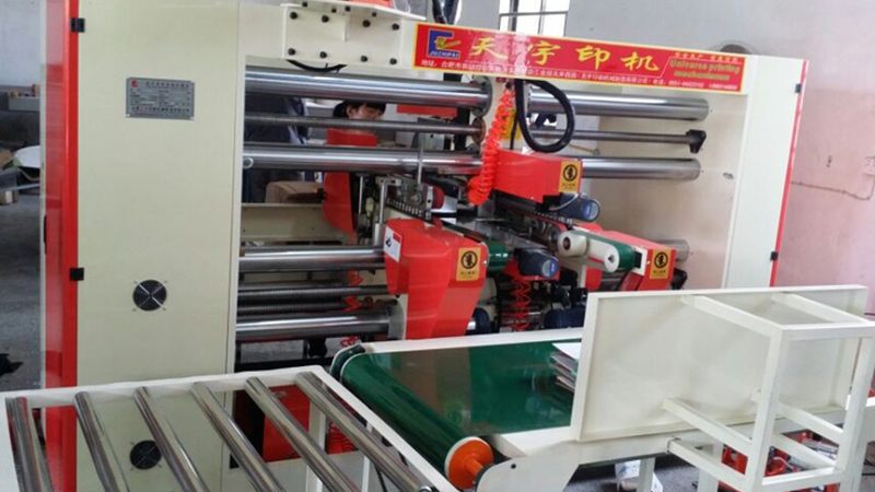 化妆品灌装，精度至上：揭秘高精度液体灌装机选型要点**